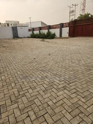 4bdrm Townhouse/Terrace in Jahi District, Wuye for sale
