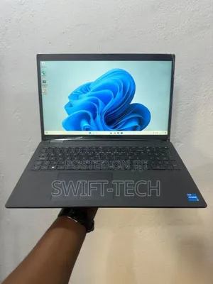 Laptop Dell Latitude 3520 16GB Intel Core i5 SSD 256GB