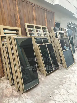 Gold Seamless Window