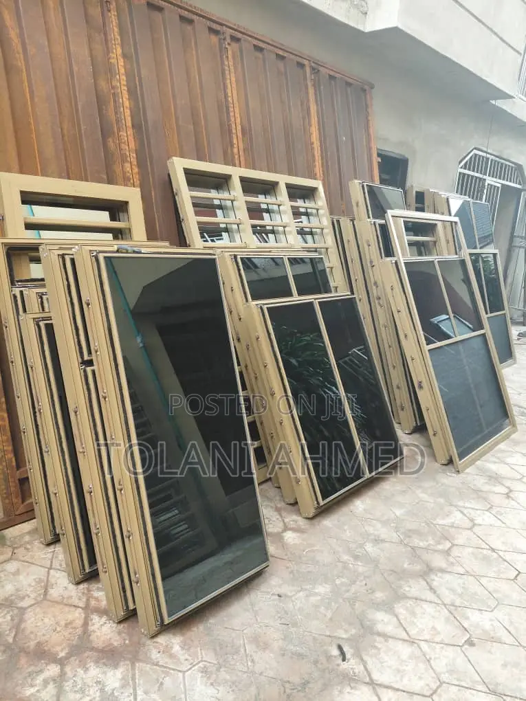 Gold Seamless Window