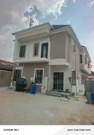 5bdrm Duplex in Omole Ikeja Lagos for sale