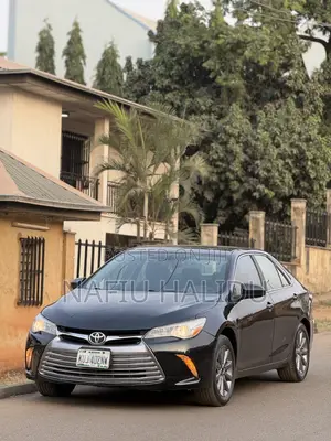 Toyota Camry 2016 Black