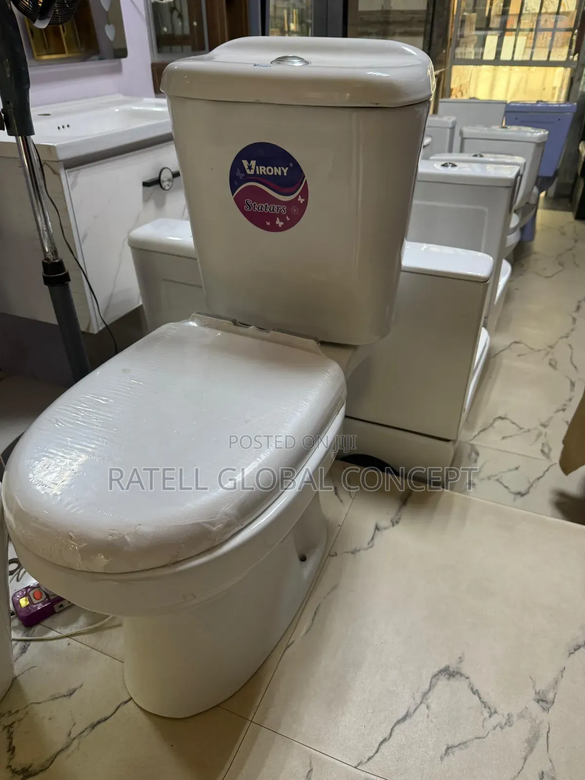 Virony Toilet Set