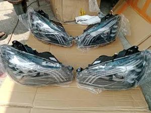 C300 2013 Merbeach Headlight