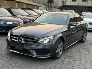 Mercedes-Benz C300 Sport 4dr AWD 4Matic Sedan (2.0L 4cyl 7A) 2015 Gray