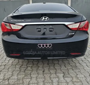 Hyundai Sonata Limited 2.0T Sedan (2.0L 4cyl 6A) 2012 Black