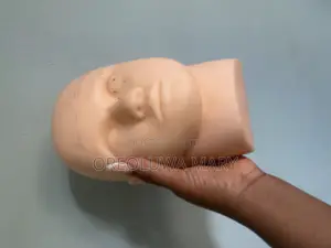Lash Mannequin