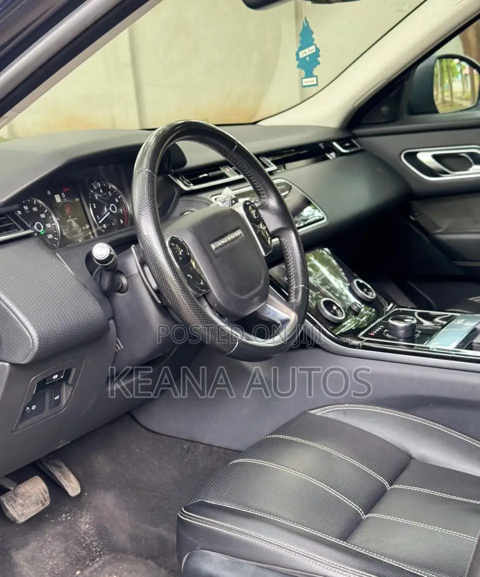 Car 2019 Black