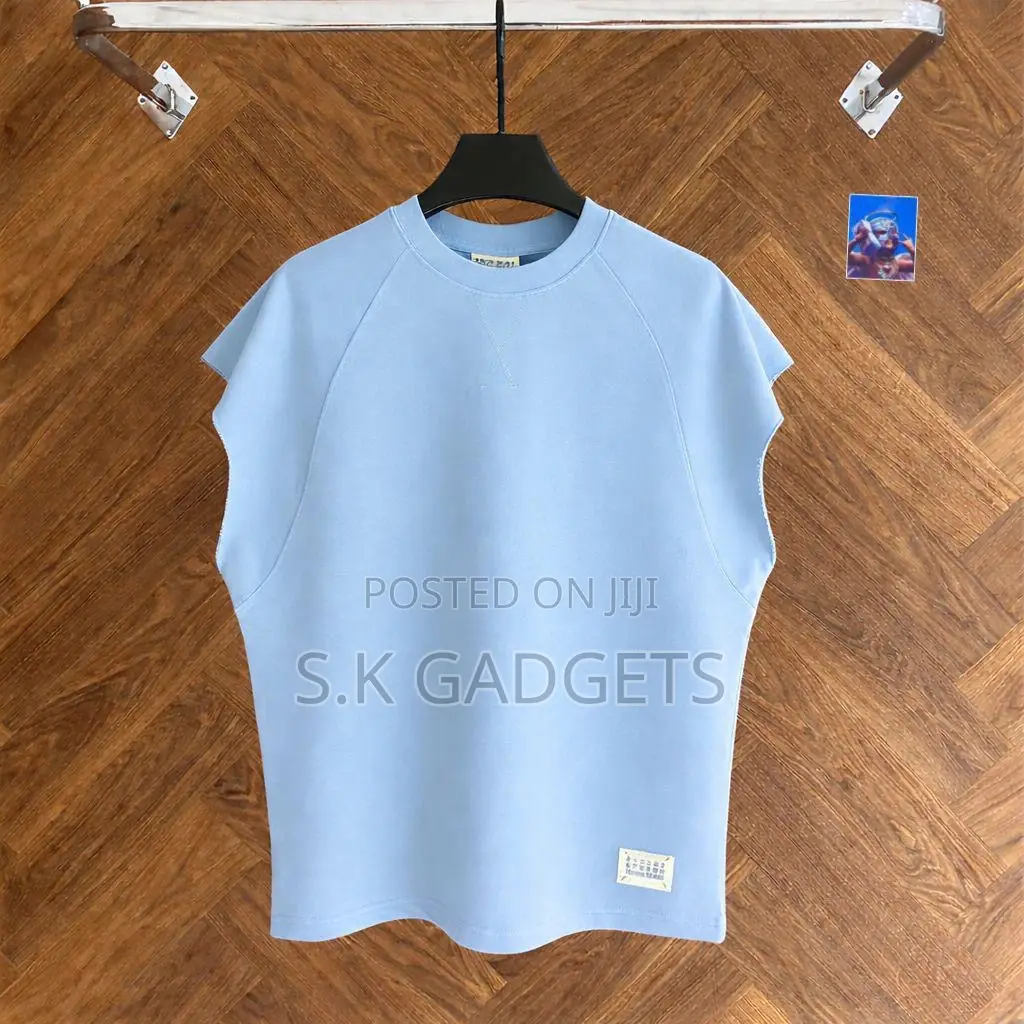 Sleeveless Shirt