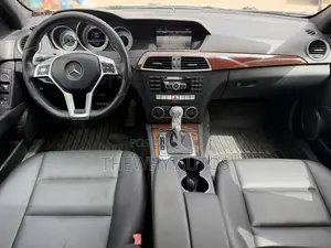 Mercedes-Benz C300 Sport 4Matic Sedan AWD (3.5L 6cyl 7A) 2013 Silver