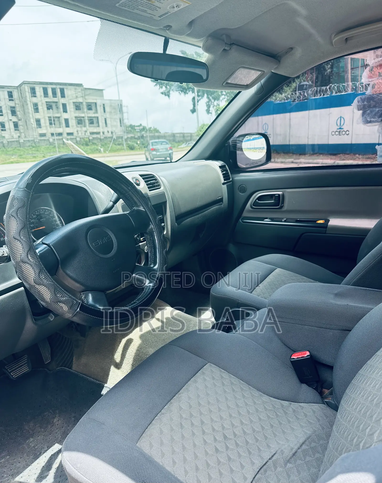 GMC Canyon 2010 Red