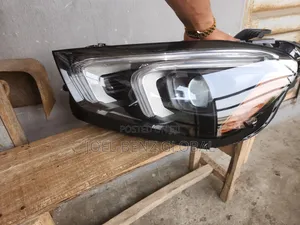 Gle350 2021 Driver Side Headlight