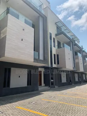 4bdrm Duplex in Lagos State for rent