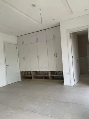 4bdrm Duplex in Lagos State for rent