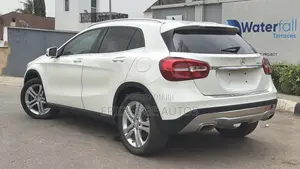 Mercedes-Benz GLA 250 2015 White