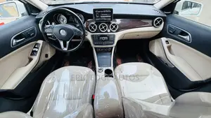 Mercedes-Benz GLA 250 2015 White