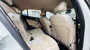 Mercedes-Benz GLA 250 2015 White