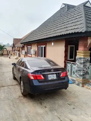 6bdrm Bungalow in Alakia for sale