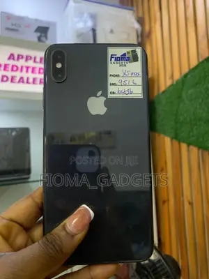 Apple iPhone XS Max 64 GB Black