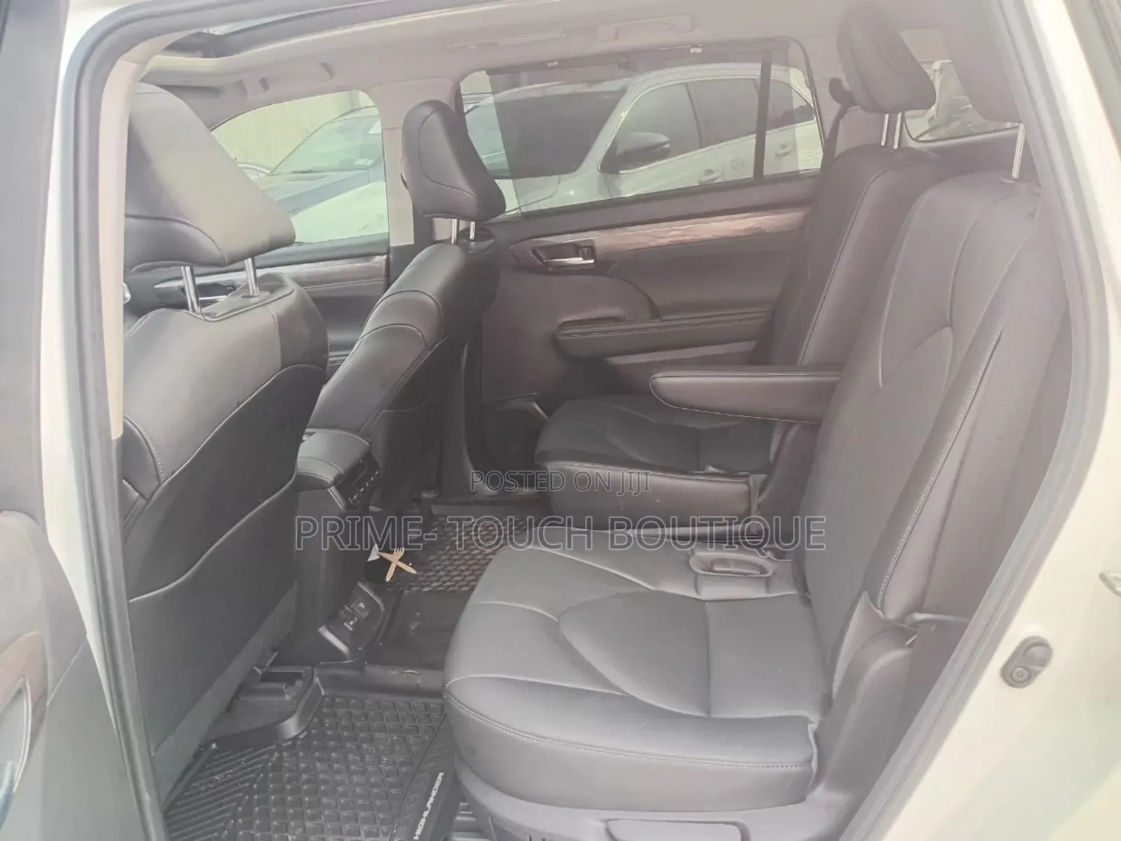 Toyota Highlander Limited AWD 2023 White