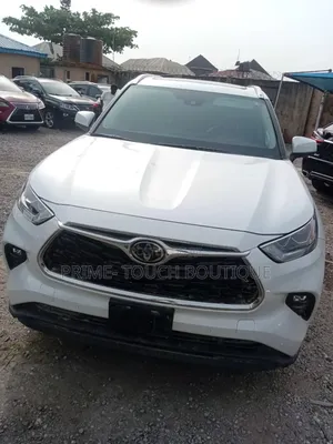 Toyota Highlander Limited AWD 2023 White