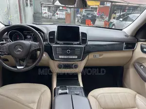 Mercedes-Benz GLE-Class 2016 White
