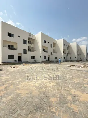 4bdrm Duplex in Osapa, Lekki for rent