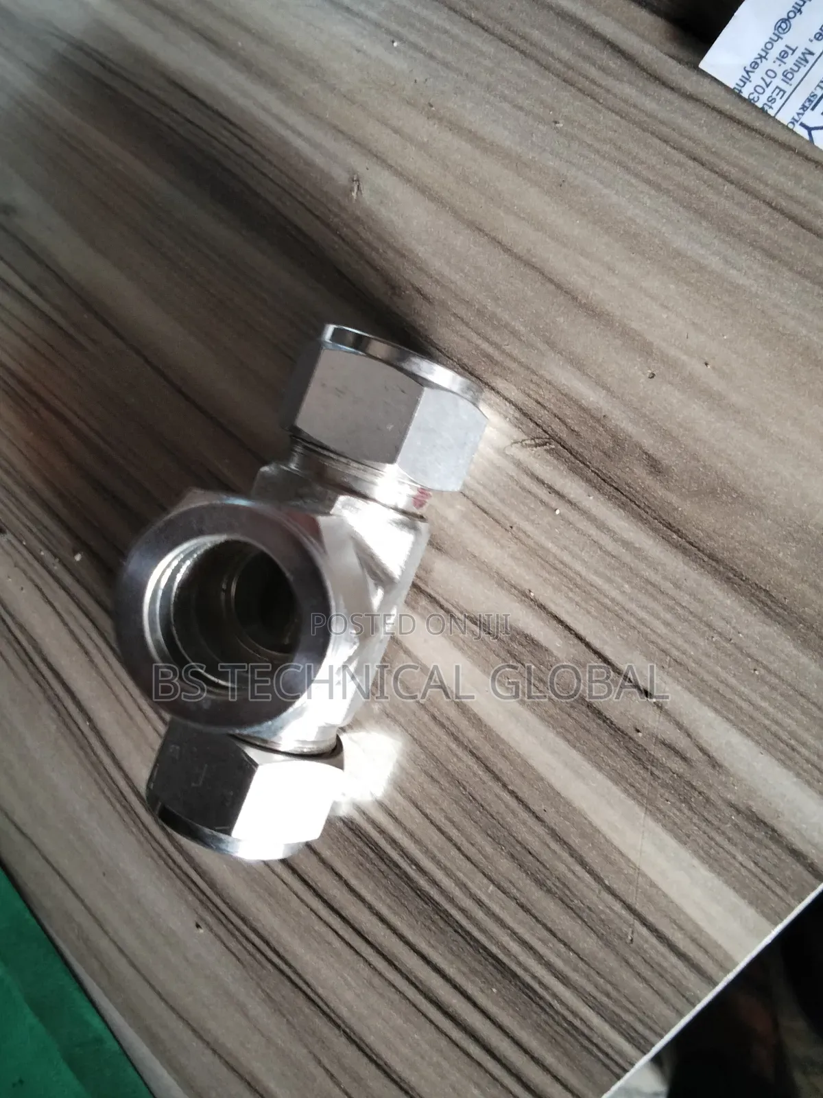 1" Tee Od Connector