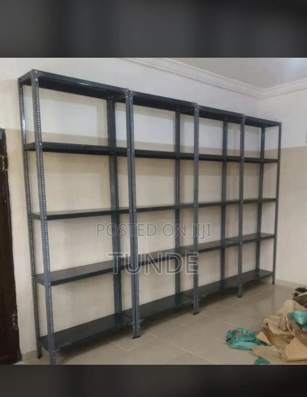Supermarket Display Shelves