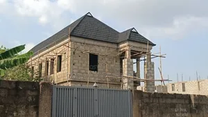 4bdrm Duplex in Ipaja / Ipaja for sale