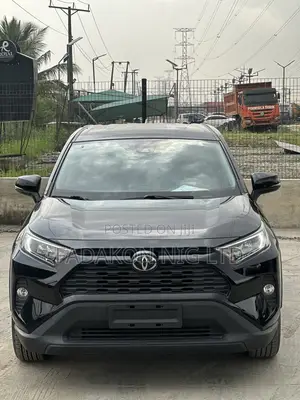 Toyota RAV4 2021 Black