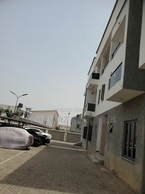 4bdrm Duplex in Jahi for sale