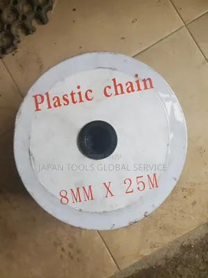Plastic Chain 8mm by 25mater