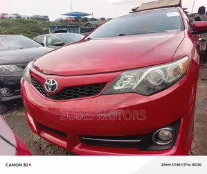 Toyota Camry SE 4dr Sedan (2.5L 4cyl 6A) 2012 Red