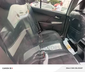 Toyota Camry SE 4dr Sedan (2.5L 4cyl 6A) 2012 Red