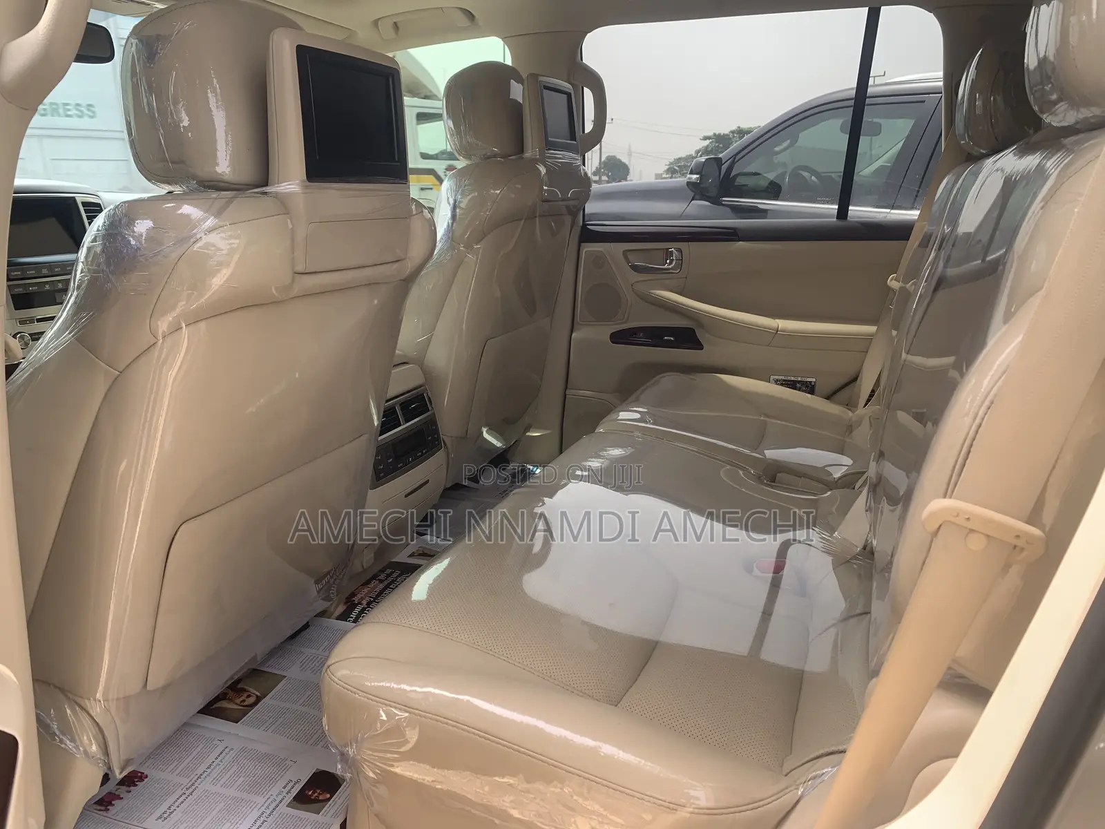 Lexus LX 570 AWD 2016 Gold