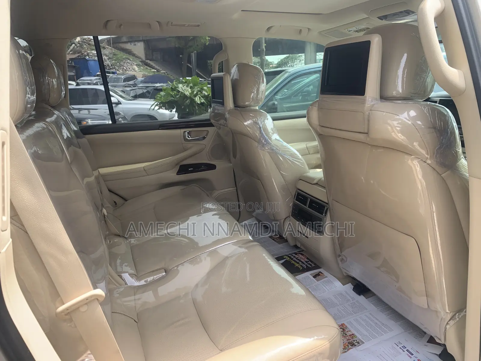 Lexus LX 570 AWD 2016 Gold