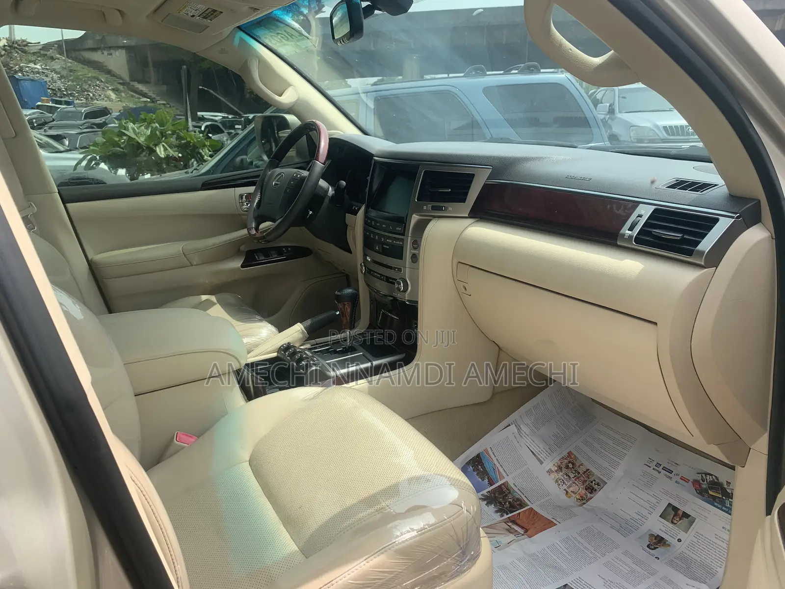 Lexus LX 570 AWD 2016 Gold