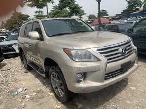 Lexus LX 570 AWD 2016 Gold