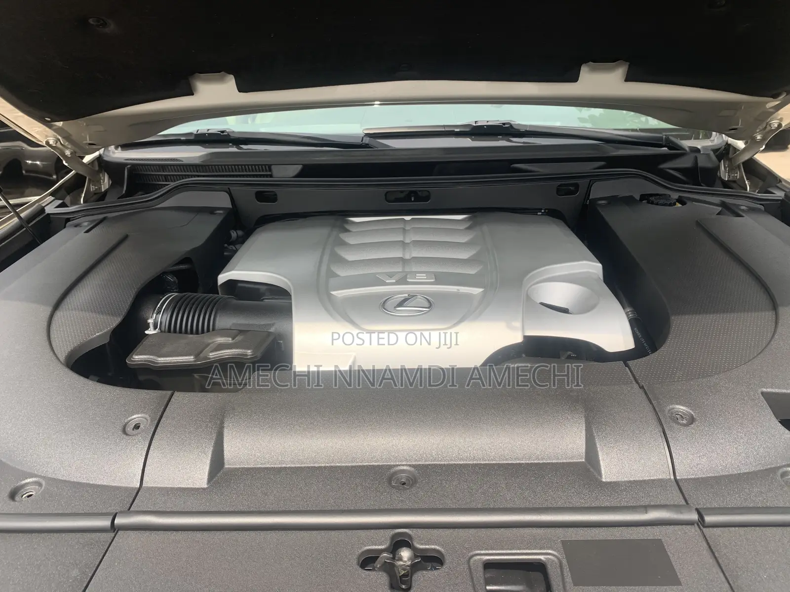 Lexus LX 570 AWD 2016 Gold