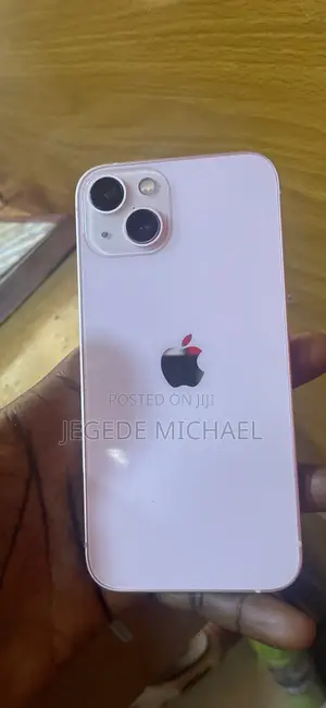 Apple iPhone 13 128 GB