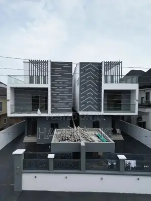 5bdrm Duplex in Ikota for sale