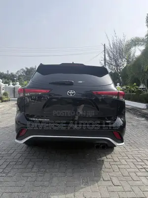 Toyota Highlander Platinum AWD 2020 Black