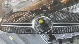 Gle Front Grille