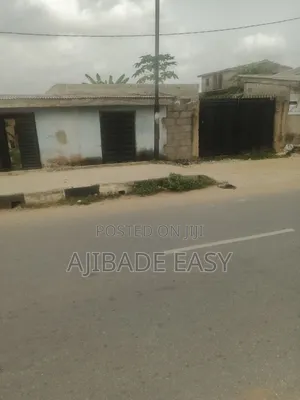 3bdrm Bungalow in Ayobo for sale