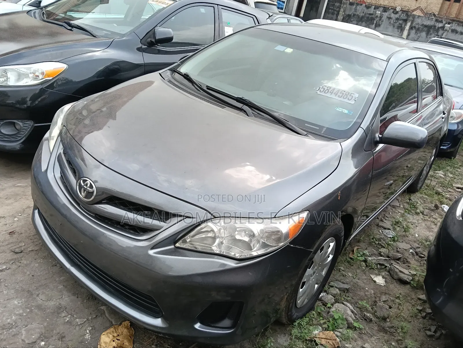 2011 Toyota Corolla LE 4dr Sedan (1.8L 4cyl 4A)