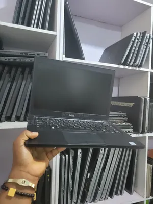 Laptop Dell Latitude 12 5280 8GB Intel Core i5 SSD 256GB