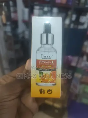 Disaar Vitamin C Whitening Face Serum With Hyaluronic Acid