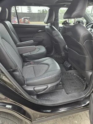 Toyota Highlander XSE 2022 Black