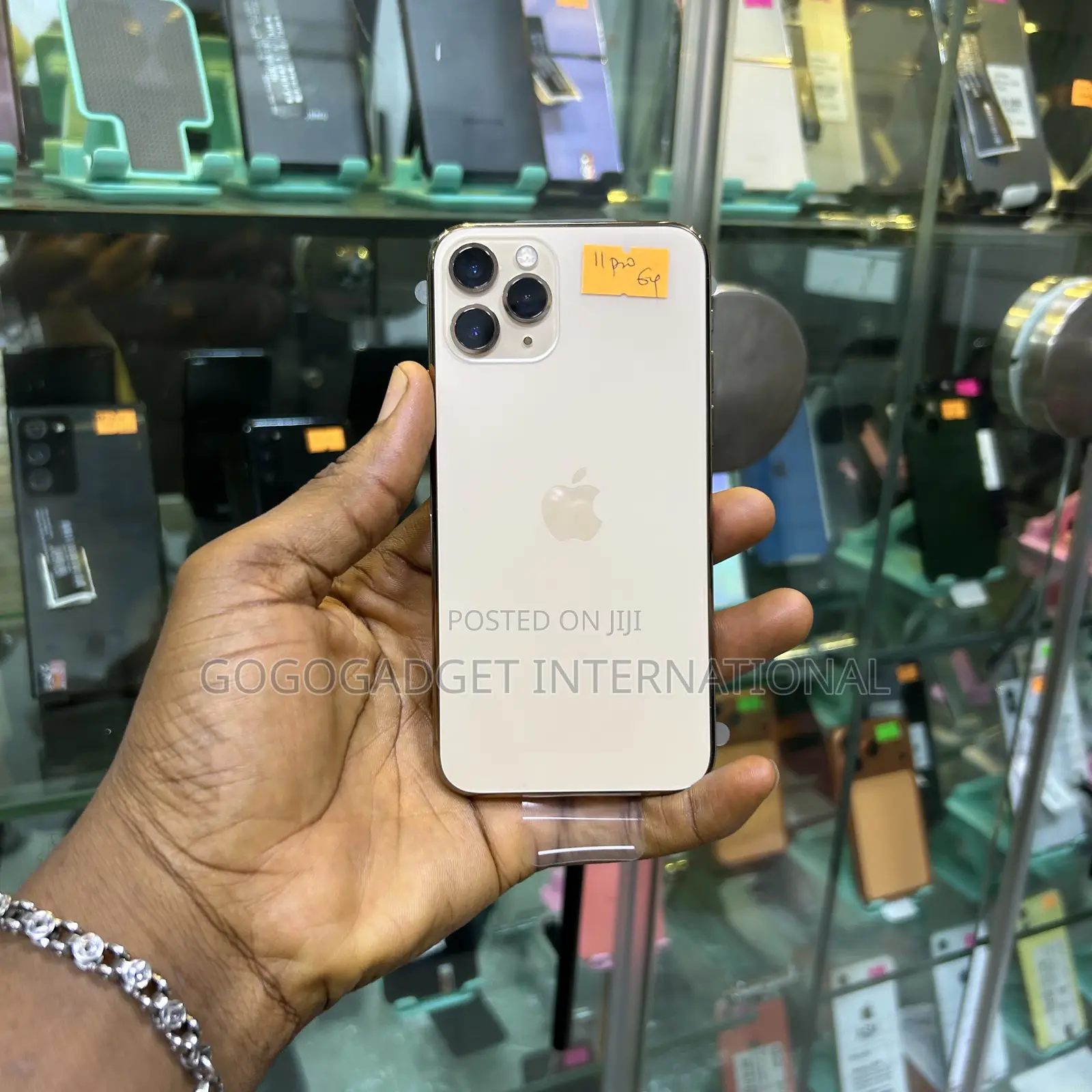 Apple iPhone 11 Pro 64 GB Gold
